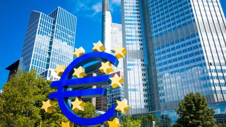 BCE menţine dobânzile şi strategia nemodificate