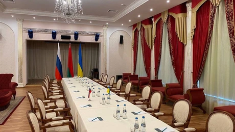 A început a treia rundă de negocieri între Rusia și Ucraina
