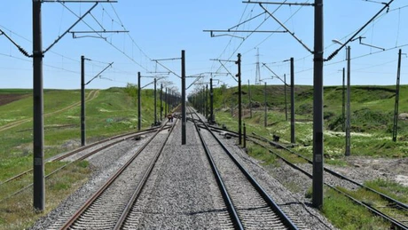 Calea ferată Timișoara - Arad: 11 oferte din Italia, Spania, Franța, Turcia și România pentru contractele de 3,9 miliarde de lei - UPDATE