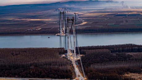 Podul de la Brăila: Constructorii se pregătesc să ridice primul segment de tablier metalic  - API