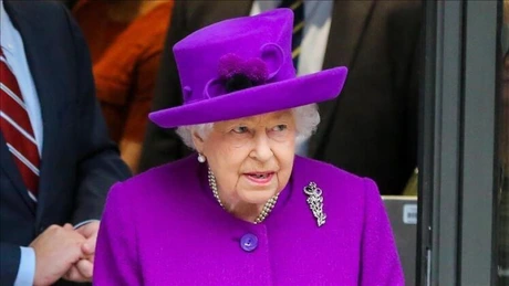 COVID la Buckingham Palace: Regina Elisabeta a II-a a Marii Britanii, testată pozitiv cu SARS-CoV-2. Prezintă simptome uşoare