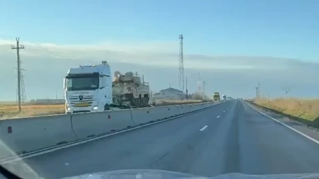 Război în Ucraina. O coloană de camioane care transportă tancuri se îndreaptă dinspre Giurgiu spre București- VIDEO