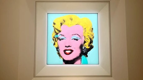 Un portret al lui Marilyn Monroe realizat de Andy Warhol, estimat la 200 de milioane de dolari, a fost scos la licitație