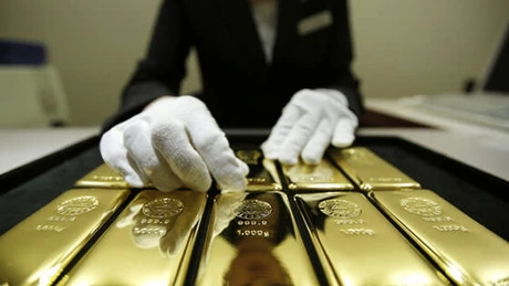 Aurul creşte şi atinge cea mai mare valoare din  ultimele opt luni. Euro rămâne peste 4,94 lei - curs BNR 16.01.2023