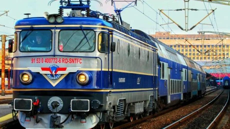 CFR suplimentează până la nivelul maxim tehnic posibil capacitatea trenurilor, în contextul caniculei