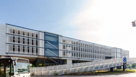 Nicușor Dan: Azi dimineață s-a deschis parcarea de la Cora Pantelimon, al doilea park & ride din București