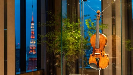 O vioară Stradivari a fost vândută la o licitație din New York pentru 15,34 de milioane de dolari