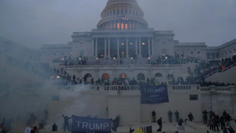 YouTube a retras un videoclip al Comisiei Congresului american care anchetează implicarea lui Trump în asaltul asupra Capitolului