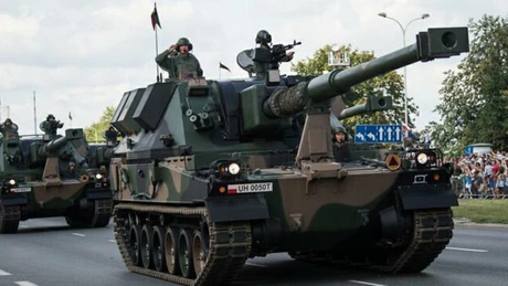 Polonia se înarmează puternic şi semnează contracte importante de achiziţii de arme de la Coreea de Sud