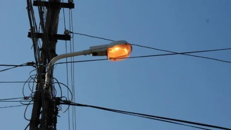 Programul Iluminat Public - Solicitanţii pot depune, de vineri, cererile de finanţare