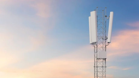 Ericsson lansează un nou dispozitiv 5G radio cu trei benzi în trei sectoare de frecvențe