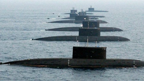 Rusia anunţă că îşi va dota flota de submarine cu rachete supersonice