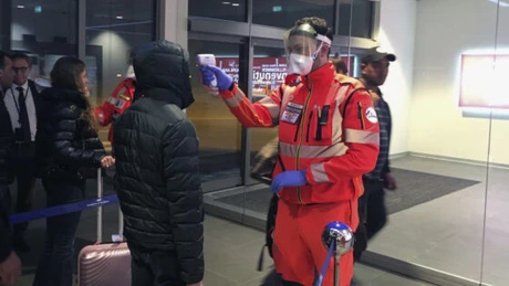 Italia - Peste jumătate dintre pasagerii unor zboruri venite din China au fost testați pozitiv cu COVID-19