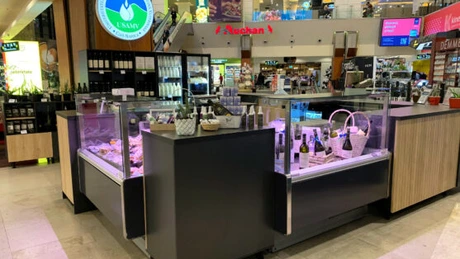 Premieră într-un mall din România. Universitatea de Știinte Agricole a inaugurat un stand cu produse din producția proprie