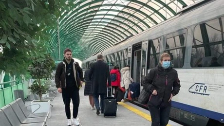 Circulaţia trenurilor pe relaţia Bucureşti Nord-Aeroport va fi închisă temporar, două zile. STB redeschide linia de autobuze 780