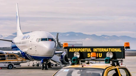 Sibiu: Aproximativ 100 de pasageri au plecat fără bagaje din aeroport; valizele nu au putut fi descărcate din avion