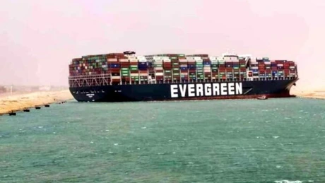 Gigantul danez Maersk a dat în judecată proprietarul navei  Ever Given, care acum aproape doi ani a blocat Canalul de Suez