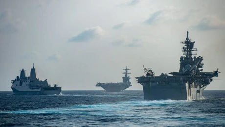 China afirmă că a alungat un distrugător american pătruns ilegal în Marea Chinei de Sud. SUA contestă