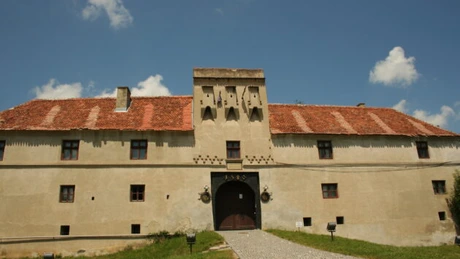 Aro Palace anunță că predă statului Cetatea Brașovului, veche de 500 de ani