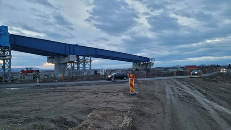 Autostrada Transilvania: Constructorii lucrează și în weekend la două poduri de pe lotul - lipsă Chețani - Câmpia Turzii