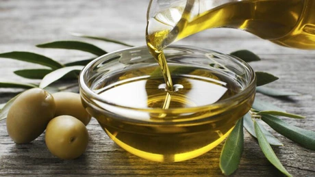 Seceta prelungită din Spania duce la un nivel record preţul uleiului de măsline - FT