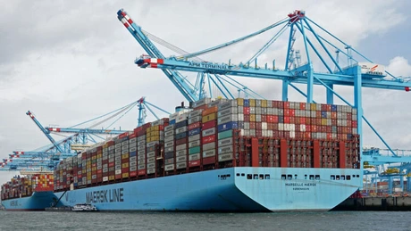 Gigantul danez Maersk va folosi trenuri pentru a evita transportul de nave prin Canalul Panama, afectat de secetă