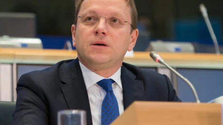 Comisia Europeană suspendă toate ajutoarele acordate palestinienilor