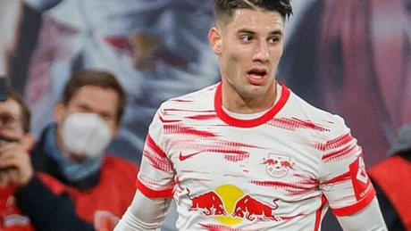 Clubul englez de fotbal FC Liverpool îl transferă pe jucătorul maghiar Dominik Szoboszlai pentru suma de 70 de milioane de euro
