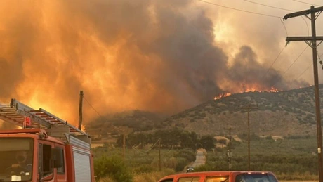 Explozie la un depozit de muniție din Grecia în apropiere de orașul Volos, ca urmare a incendiilor de pădure