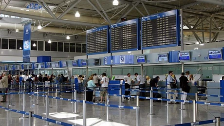 Grecia va lista la bursă 30% din acţiunile Aeroportului Internaţional din Atena