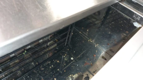 ANPC a aplicat amenzi de 230.000 de lei în urma unui control la operatorii economici care activează în Mall Băneasa