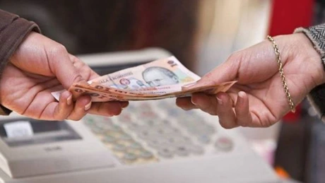 Românii se bazează pe cash pentru majoritatea achiziţiilor cotidiene - raport Mastercard