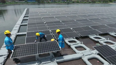 Indonezia a inaugurat cea mai mare fermă solară plutitoare din regiune