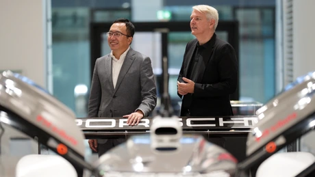 Porsche Design și HONOR au încheiat un parteneriat global pe termen lung, pentru fabricarea de dispozitive inteligente de lux