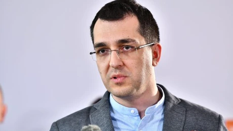 DNA anunţă că l-a pus sub acuzare pe Vlad Voiculescu în dosarul vaccinurilor anti-COVID. Fostul ministrul este urmărit penal pentru abuz în serviciu şi complicitate la abuz în serviciu