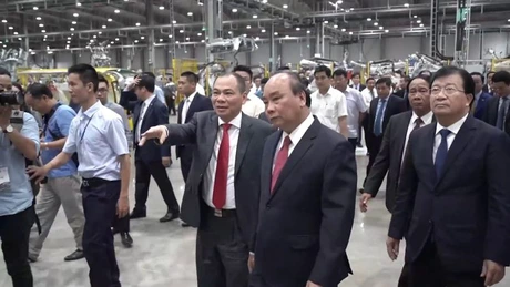 Fondatorul producătorului vietnamez de mașini electrice VinFast, Pham Nhat Vuong, a preluat funcția de CEO al companiei