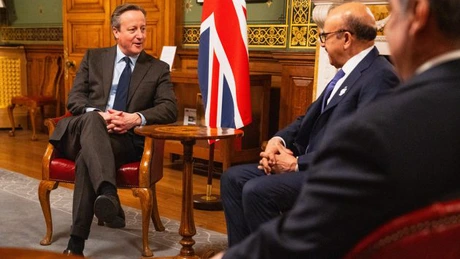 Ministrul britanic de Externe David Cameron se opune trimiterii de trupe occidentale în Ucraina, chiar și pentru antrenarea soldaților