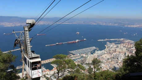 Emiratele Arabe Unite și Gibraltarul au fost scoase de pe lista gri a statelor și teritoriilor cu un risc crescut de criminalitate financiară