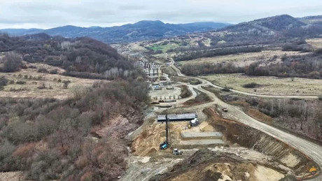 Autostrada Sibiu - Pitești: Vom putea circula pe secțiunea 4 Tigveni - Curtea de Argeș în decembrie 2026 - API VIDEO