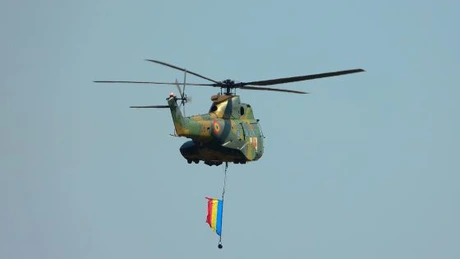 Băsescu: Reintroducerea stagiului militar obligatoriu este necesară pentru securitatea noastră