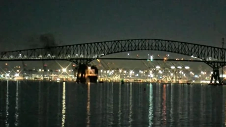 Un pod din Baltimore s-a prăbuşit după ce a fost lovit de o navă