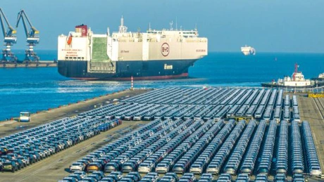 Chinezii trec la nivelul următor în cucerirea piețelor externe: propriile flote de cargoboturi