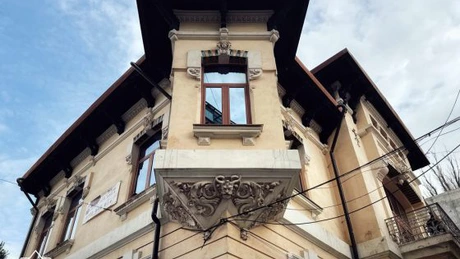 O vilă interbelică din centrul Bucureștiului e scoasă la vânzare pentru suma de 1.140.000 de euro