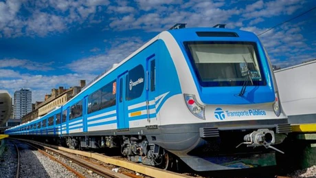 Update:Trenul a fost adus în București. Astra TransCarpatic a cumpărat un tren nou de la producătorul chinez CRRC Sifang