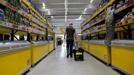 Hibridul Supeco, încă pe pierderi, la nouă ani de la deschiderea primului magazin. Afacerile au crescut cu 8%
