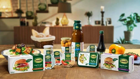 O companie din holdingul Raiffeisen cumpără afacerea cu produse din soia a Dr. Oetker în România