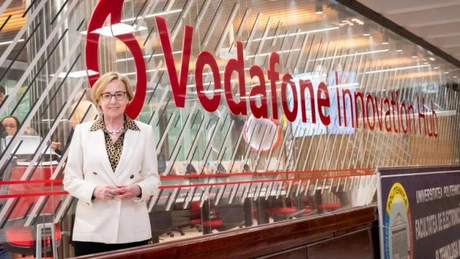 Margherita Della Valle, CEO Vodafone Group, laudă Centrul de Inovare deschis la Politehnica București: A devenit un incubator digital puternic, care valorifică energia și ideile studenților și ale cadrelor universitare