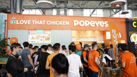 Popeyes va deschide la sfârșitul acestei luni primul său restaurant din Buzău