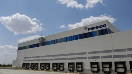 PepsiCo România a inaugurat un depozit automatizat la fabrica din Popești-Leordeni. Premierul Ciolacu a participat la eveniment