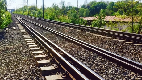 CFR SA: Reducem viteza de circulație pentru menținerea siguranței feroviare - COD PORTOCALIU de caniculă!